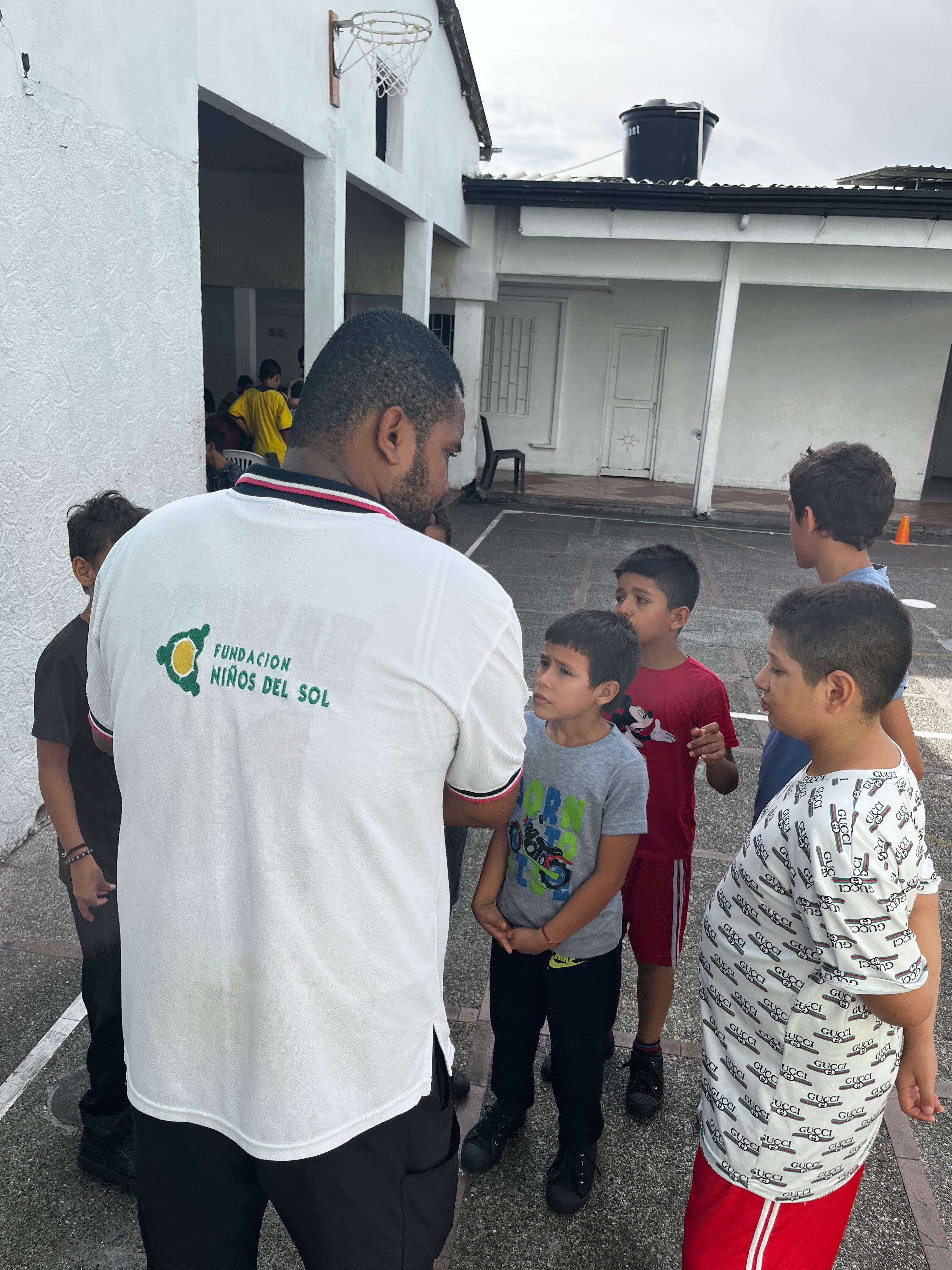 Clase grupal educativa